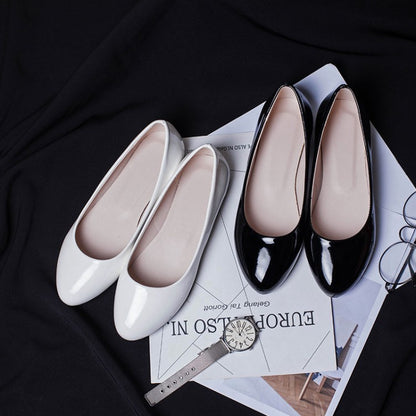 Glossy Muse Flats